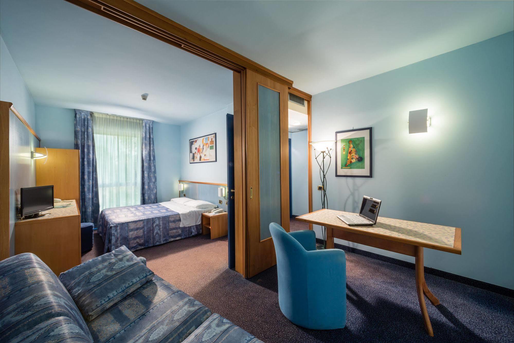 Hotel & Loisir Le Ruote Roveleto Kültér fotó